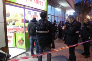 Manisa'da ortaklar arasında silahlı kavga