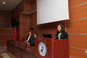 Uluslararası İlişkiler Fak&uuml;lte ve B&ouml;l&uuml;m Koordinat&ouml;rlerine bilgilendirme toplantısı