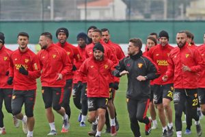 G&ouml;ztepe, yarı final i&ccedil;in sahaya &ccedil;ıkacak