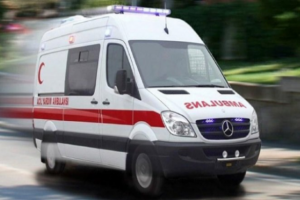 Motosikletler &ccedil;arpıştı: 2 arkadaş can verdi