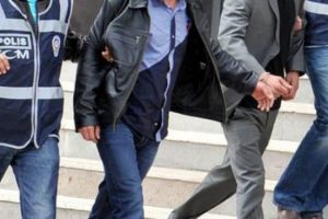 FET&Ouml;'n&uuml;n askeri mahrem yapılanmasına operasyon