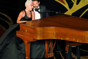 Mel B'den Lady Gaga'ya eleştiri: Kadın yasasını &ccedil;iğnedi