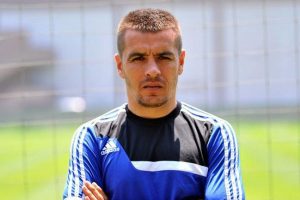 İsmail G&uuml;ld&uuml;ren, Uşakspor ile anlaşamadı!
