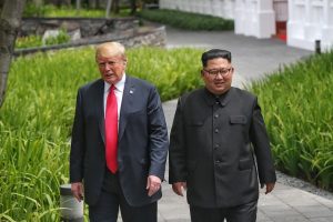 Trump, Vietnam'da Kim Jong-un'u ikna etmeye &ccedil;alışacak