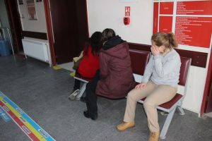 3 liseli, tost yedikten sonra rahatsızlandı