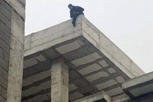 Eşi intihar edeceğine inanmadı, polisler devreye girdi