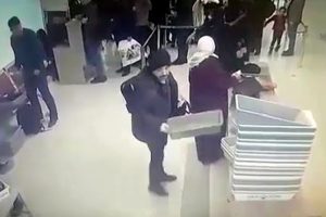 FET&Ouml;'den aranan eski y&uuml;zbaşı havalimanında yakalandı