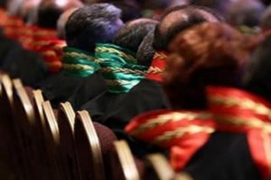 'Hakimin para &ouml;d&uuml;ll&uuml; bilgi yarışmasına katılması etik değil'