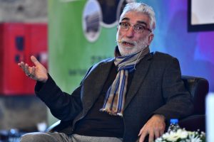 Cezmi Baskın, sağlıklı yaş almanın ipu&ccedil;larını verdi