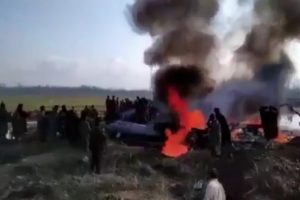 Pakistan: Bir Hint pilot elimizde