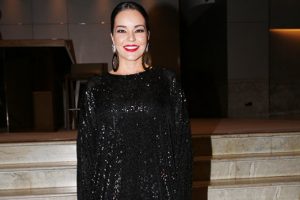 Beng&uuml;: Sahneye minnoş ile beraber &ccedil;ıkacağız