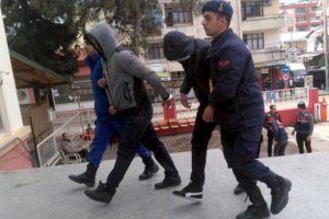 Şehit babası i&ccedil;in t&uuml;m mahalle seferber oldu!