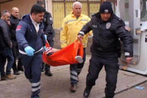 'Kocamı &ouml;ld&uuml;rd&uuml;ler' demişti ama g&ouml;zaltına alındı!