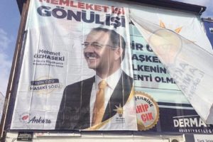 Mansur Yavaş'tan &Ouml;zhaseki'ye afiş jesti