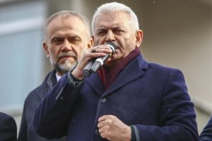 Binali Yıldırım: Sorunları torunlara bırakacak değiliz