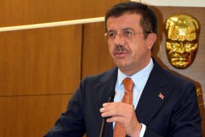 Zeybekci, borsa &uuml;yelerine projelerini anlattı