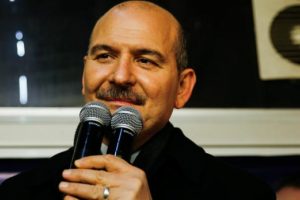 Bakan Soylu: Millete a&ccedil;ık toplantı yapın da boyunuzun &ouml;l&ccedil;&uuml;s&uuml;n&uuml; g&ouml;relim