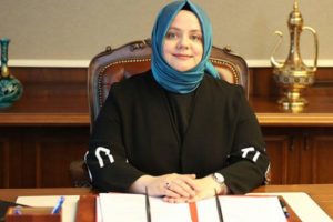 Bakan Sel&ccedil;uk a&ccedil;ıkladı! Elektriği bedava kullanacaklar
