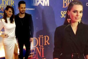 &Uuml;nl&uuml; oyuncu sevilisini yalnız bırakmadı