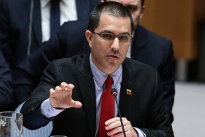 Arreaza: ABD bir kez daha bozguna uğrayacak