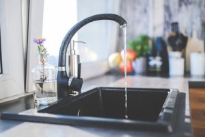 Elektrik ve su faturalarındaki indirimden kimler yararlanabilir?