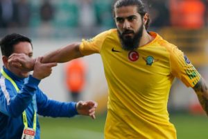 Akhisarspor'da kaleci Fatih kadro dışı