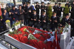 Afrin şehidi, ailesi ve meslektaşları tarafından anıldı
