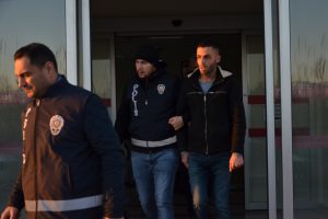 200 polisle şafak operasyonu