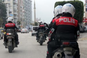 58 g&uuml;nde bir cephanelik kadar silah ele ge&ccedil;irildi