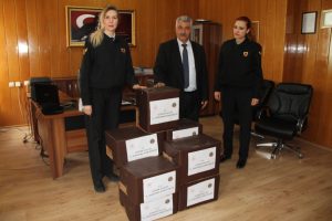 Jandarma k&ouml;y &ccedil;ocukları i&ccedil;in seferber oldu