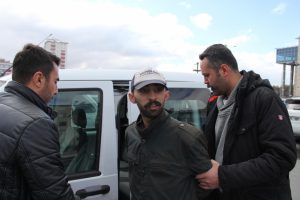 Sosyal medya &uuml;zerinden Atat&uuml;rk'e hakaretten tutuklandı