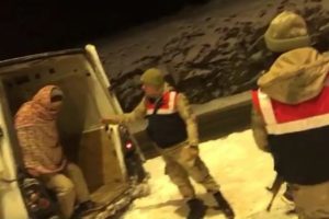 85 ka&ccedil;ak g&ouml;&ccedil;men yakalandı
