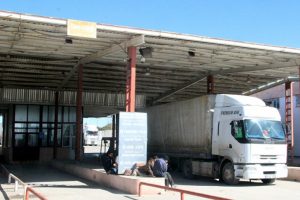 T&uuml;rkiye'ye ait TIR'lar Suriye'ye ge&ccedil;ecek