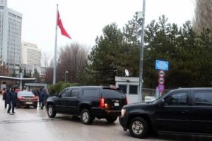ABD heyeti Ankara'da Suriye'den &ccedil;ekilmeyi g&ouml;r&uuml;ş&uuml;yor
