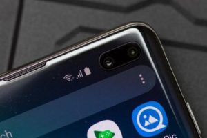 Galaxy S10 i&ccedil;in ekran koruyucusu almayın!