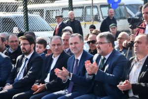 Bursa Turgutalp mahallesi semt sahasına kavuştu