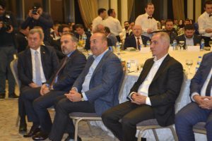 Bakan &Ccedil;avuşoğlu Bursalı iş adamlarıyla buluştu