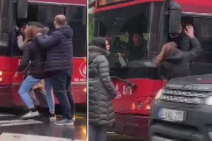 İki kadın ve otob&uuml;s s&uuml;r&uuml;c&uuml;s&uuml; birbirine girdi!