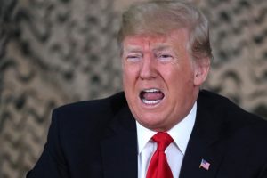 Trump'tan &uuml;lkesinin Ortadoğu politikasına eleştiri