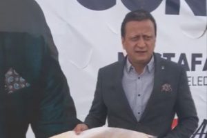 AK Partili Kırteke'den afiş tepkisi