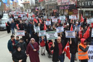Bursa'da Mısır'daki idamlara tepki i&ccedil;in y&uuml;r&uuml;d&uuml;ler