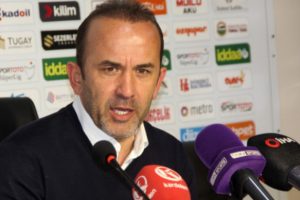 Mehmet &Ouml;zdilek: 3 puanı kaybettiğimiz i&ccedil;in &uuml;zg&uuml;n&uuml;z
