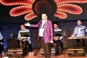 Ata Demirer: "Kamyon &ccedil;arpmış gibi oluyorum"