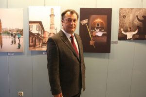 Akın &ouml;ğretmenin sınırları aşan fotoğraf tutkusu