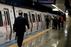 Metro hattında arıza!