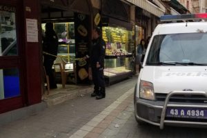 Kazayla vurduğu esnaf, yaşam m&uuml;cadelesi veriyor