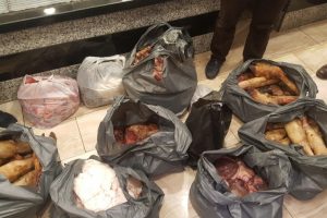 İstanbul'da 400 kilo ka&ccedil;ak et ele ge&ccedil;irildi!
