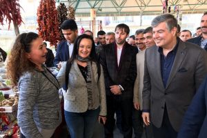 AK Parti adayı Akdoğan'dan CHP adayı G&uuml;nel'e eleştri