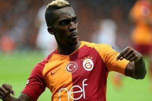 Onyekuru taraftarı &ccedil;ıldırttı!