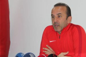 Mehmet &Ouml;zdilek'ten Beşiktaş a&ccedil;ıklaması!